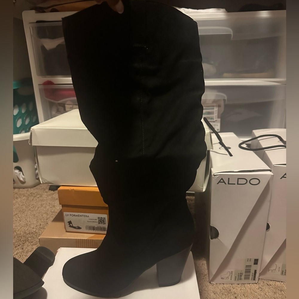 Slouch Suede Black Boots